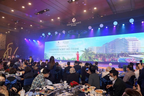 Charm Group chính thức giới thiệu ra thị trường siêu phẩm Charm Resort Hồ Tràm 1 Toàn bộ sản phẩm trong đợt giới thiệu đầu tiên đã được khách hàng đặt chỗ thành công